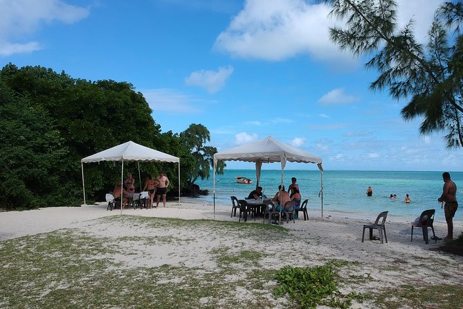 5 island tour all inclusive with Ile aux cerfs and snorkeling - Guides, service, and the feel of the day