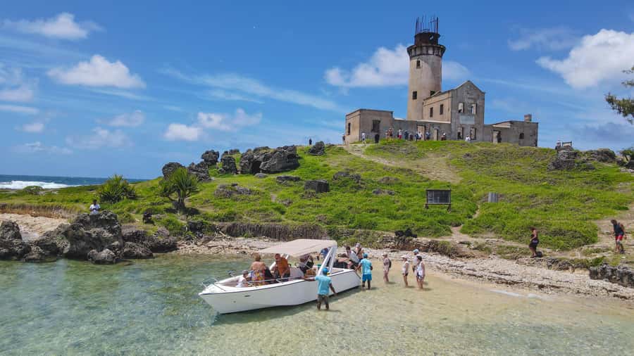 5 Islands Speedboat Cruise, Snorkeling + Lunch & Open Bar - What the $100 price really includes