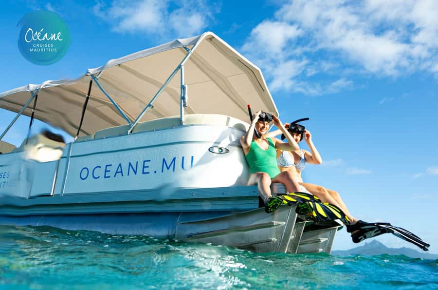 5 Islands Tour: New OCÉANE Private Pontoon Boat cruise - Price, drinks, and who gets good value