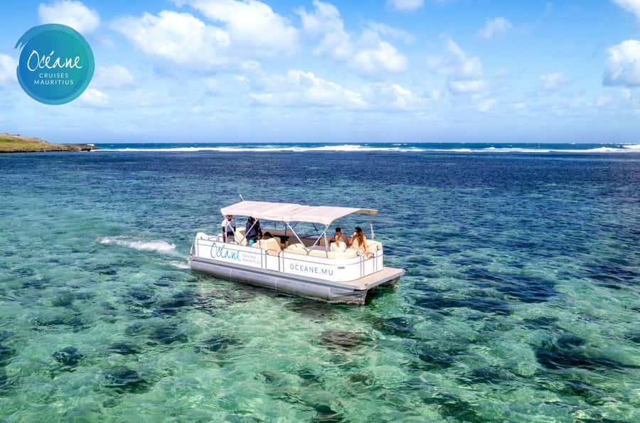 5 Islands Tour: New OCÉANE Private Pontoon Boat cruise - Grand River South East Waterfall from the lagoon