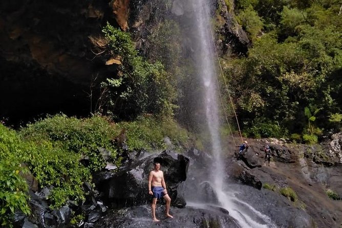 7 Cascades Half Day - Fitness, clothing, and what to carry
