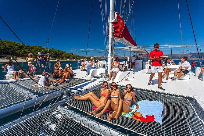All inclusive SPEEDBOAT FULL DAY to ILE AUX CERF & GRSE WATERFALL - GRSE Waterfall and Its Monkey Audience