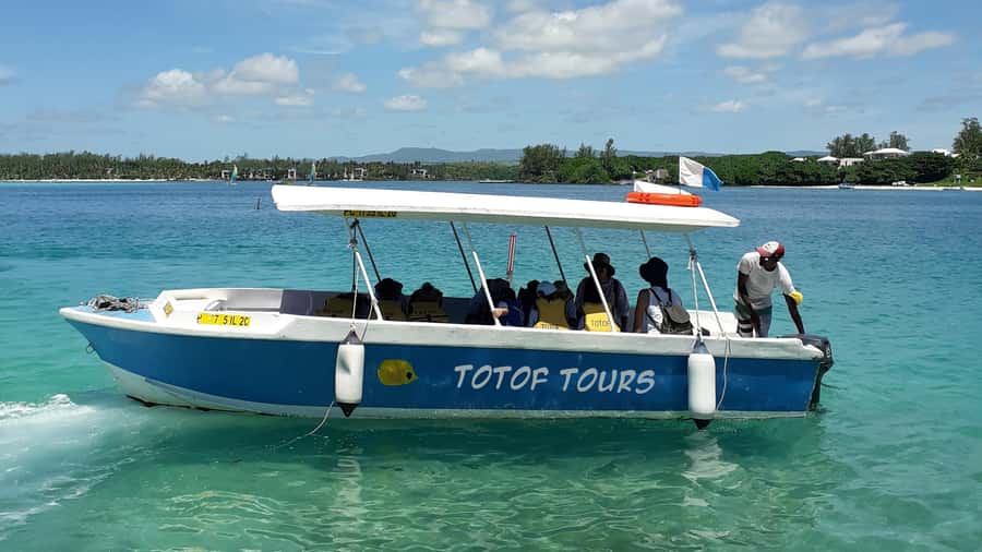 Blue Bay: Half-Day Snorkeling Trip with Creole Picnic Lunch - The glass-bottom boat ride from Point d’Esny