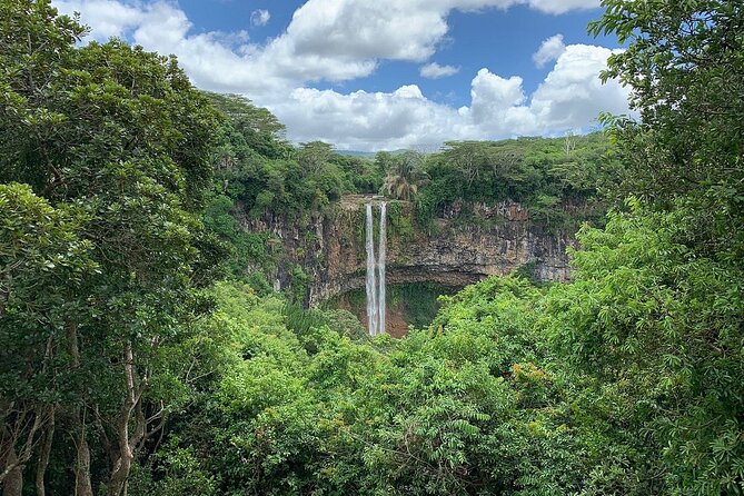 Chamarel 7 Colours and Waterfalls - Exclusive South West Tour - Why this private Mauritius tour works well