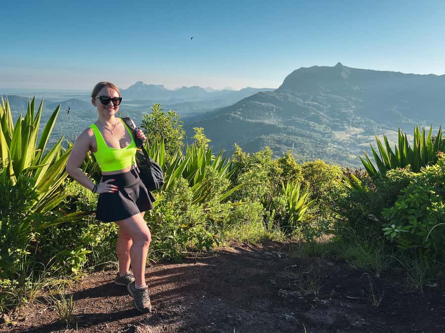 Chamarel: Sunset Mountain Hike - Languages, weather, and practical planning