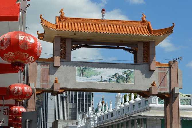 China Town & Port-Louis Mix Food Tour - A short stop at Port Louis Central Market