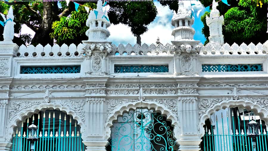 Cultural Delights & Heritage Treasures in the City - Museums, Temples, and Colonial Buildings