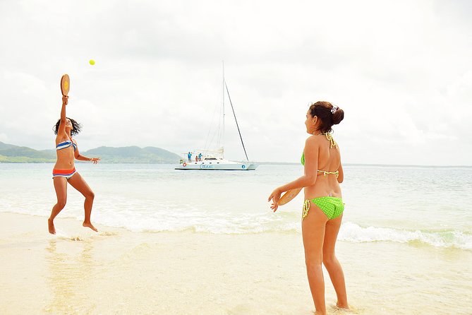 EAST Shared Cruise : OCÉANE Full day catamaran to Ile aux Cerfs - Grand River South East Waterfalls in 30 minutes