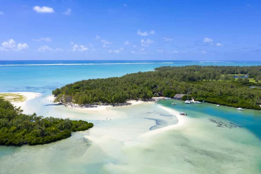 Exclusive Private Catamaran to Ile Aux Cerfs with Lunch - Starting at Pointe Jerome at 9:00 a.m.