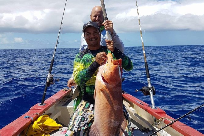Fishing Trips. Popping, jigging, big game, live bait - What the guide adds to the experience