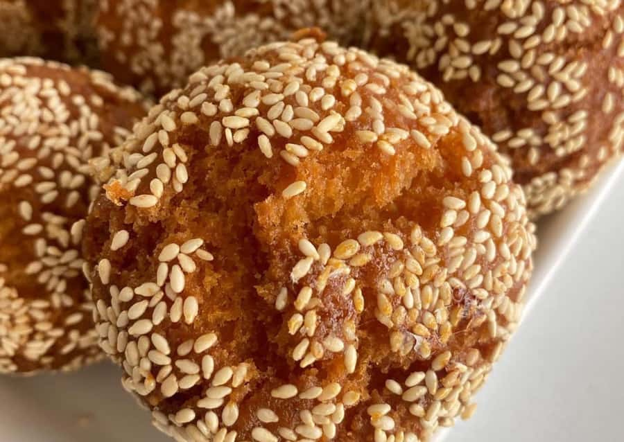 Flavors of Port Louis: Guided Food Tasting Tour with a Local - Booking details that affect your plans