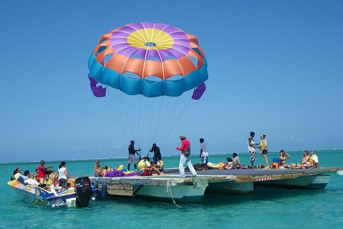 Full-Day At Ile Aux Cerf: Speed Boat, GRSE, Lunch On A Private Island & Transfer - Five hours on Ile aux Cerfs