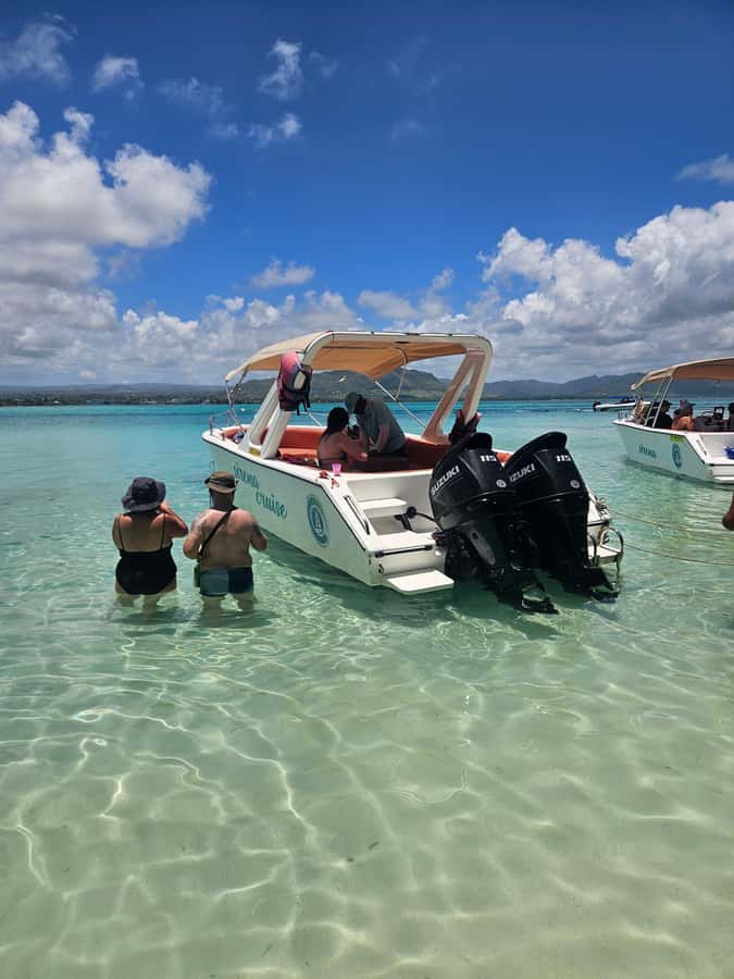 FULL-DAY CATASPEED - East Lagoon cruise including transfer. - Grand River South East waterfall and wildlife