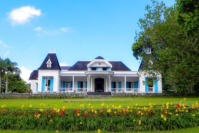 Full Day Guided Tea Route Mauritius: Including Lunch - Transport, group size, and the shape of the day