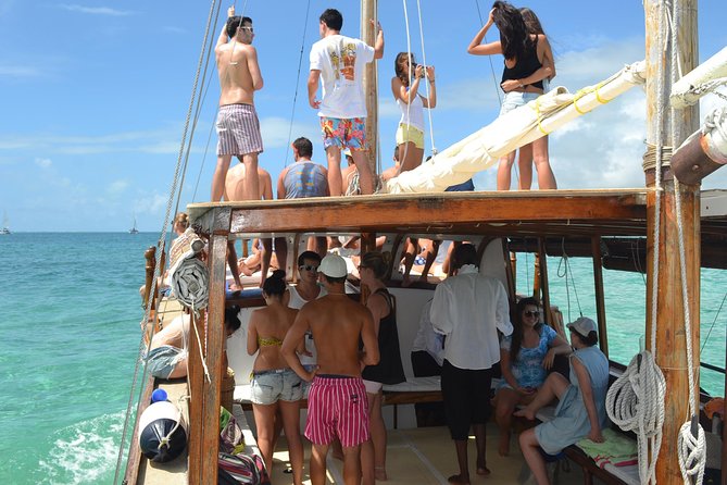 Full day private charter to ile aux cerfs including lunch with Sirene D'or - Why a private charter can be worth the price