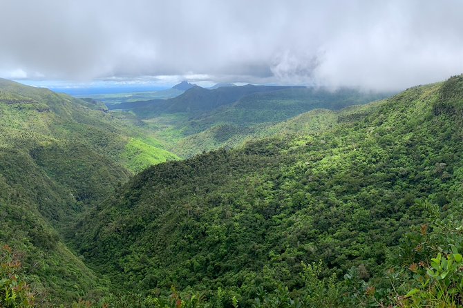 Full Day Private custom Tour with Drive-Guide in Mauritius - Southern Mauritius and the west coast