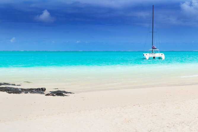 Full Day Shared Tour Catamaran to Ile Aux Cerfs - The early road journey to Trou d’Eau Douce
