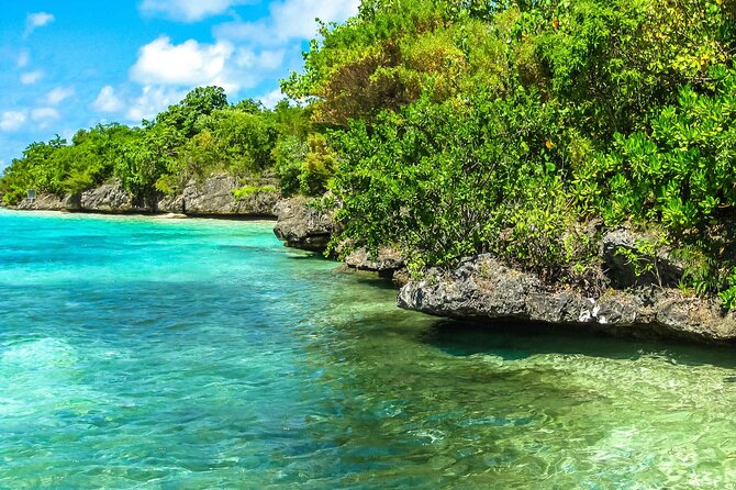 Full Day Tour 5 Island to Ile Aux Cerfs Incl. Lunch and Transfer - Starting at Blue Bay with a long day ahead
