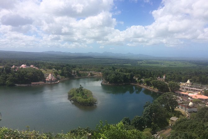 Full-Day Tour of South West Mauritius - Floreal Workshops and the Souvenir Question