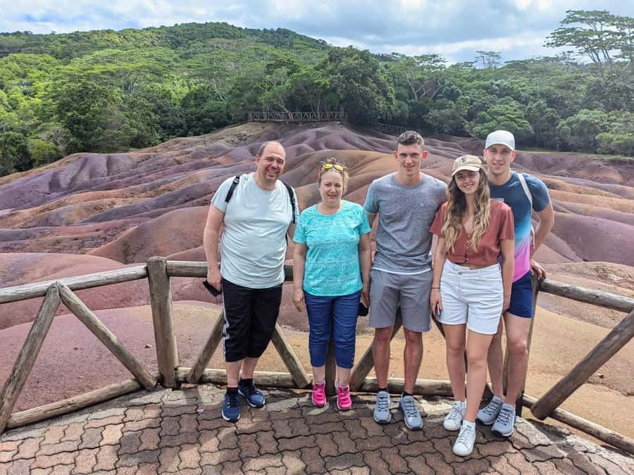 Full day tour personal chauffeur - Gardens, markets, shops, and food stops