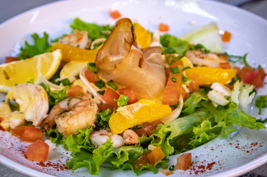 Grand Baie: Guided Walking Food Tour - Starting outside Happy Rajah