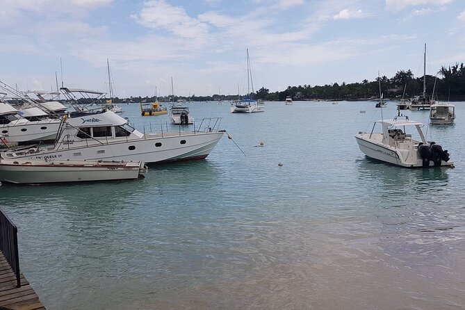 Grand Bay Food Tour - Ten minutes at the Grand Baie bazaar