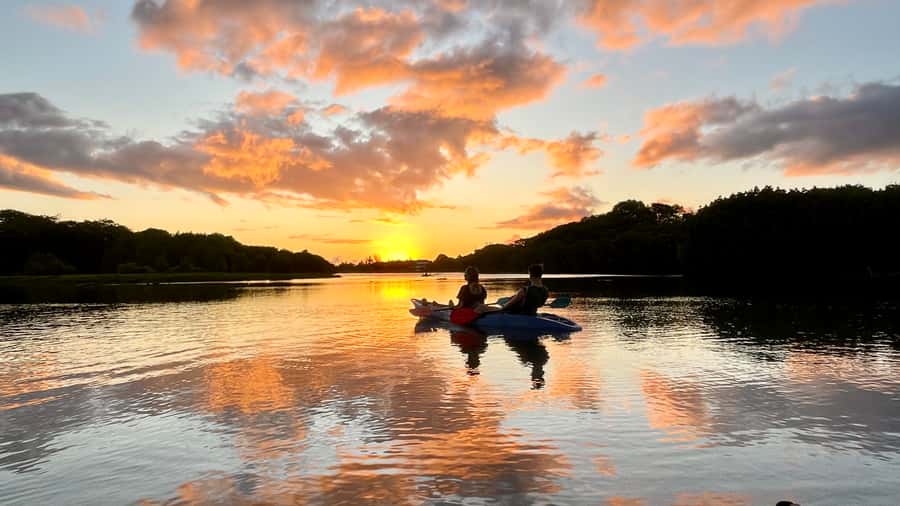 Guided Sundowner Kayak Tour - The return paddle and the sundowner moment