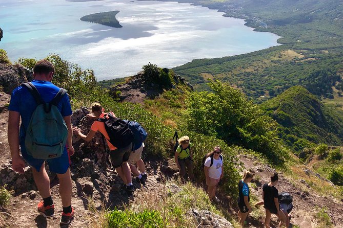 Hiking and Climbing UNESCO Le Morne Brabant - Who should book this mountain experience
