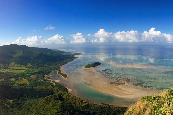 Hiking Le Morne Brabant - The descent deserves your full attention