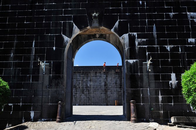 Historical Guided Day Tour : City - Sugar World - Botanical Garden - Odysseo Oceanarium adds a modern Mauritius