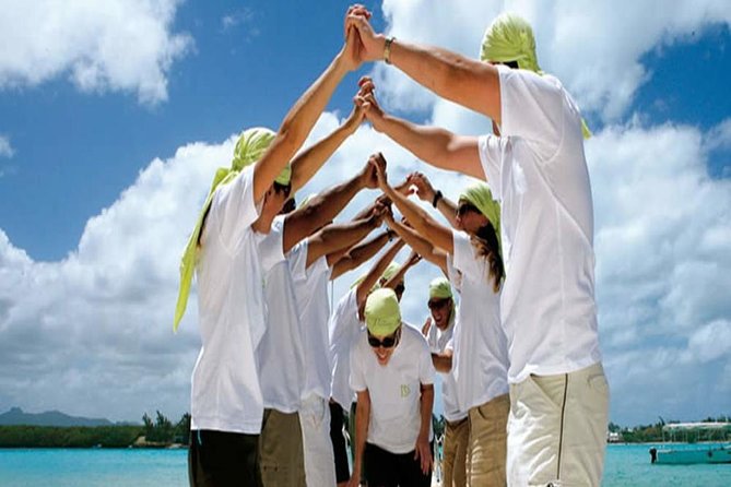 Ile aux 2 Cocos Full Day on All Inclusive with complimentary activities - Pickup, group size, and timing