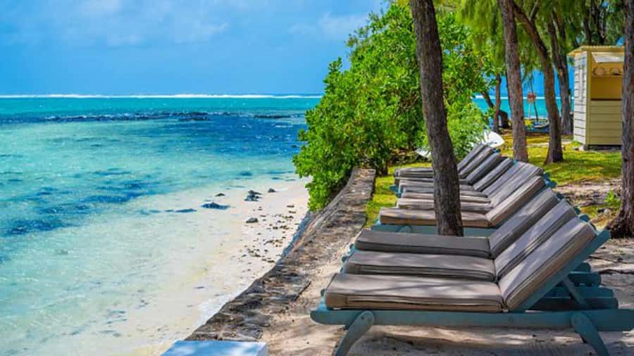 Ile Aux 2 Cocos with lunch and Snorkeling or Glass Bottom - Unlimited drinks and the homemade rum selection