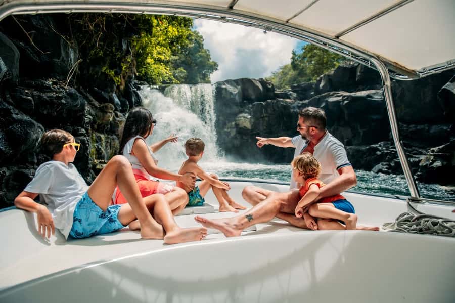 Ile Aux Cerfs: Catamaran Cruise, island, waterfalls, Lunch - Lunch, drinks, and the practical value of the price