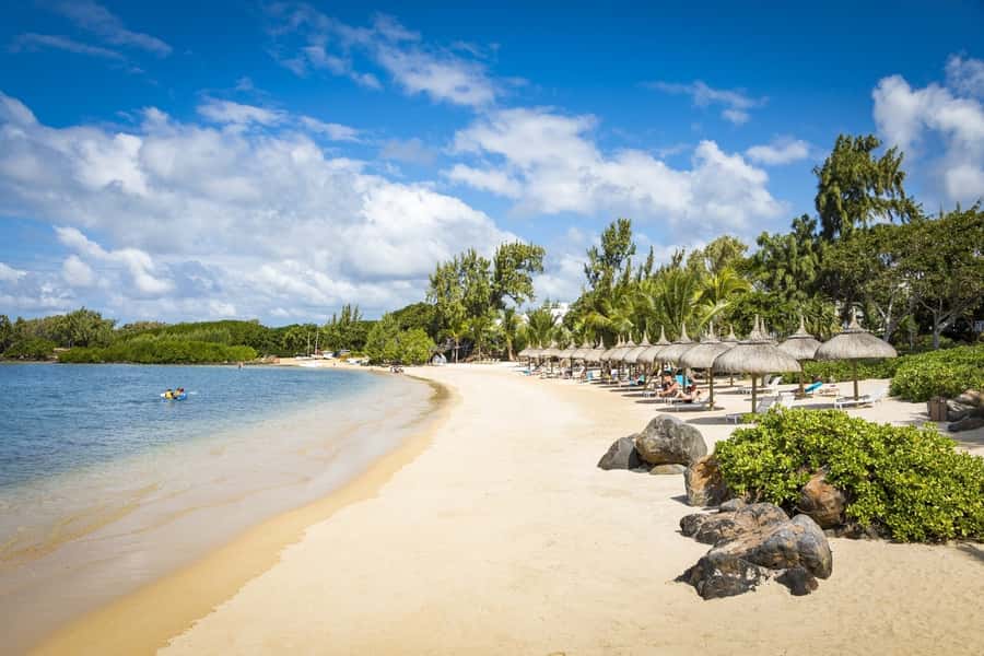 Île aux Cerfs: Full-Day Cruise with Hotel Pickup & Drop-off - Why this full-day Mauritius cruise works well
