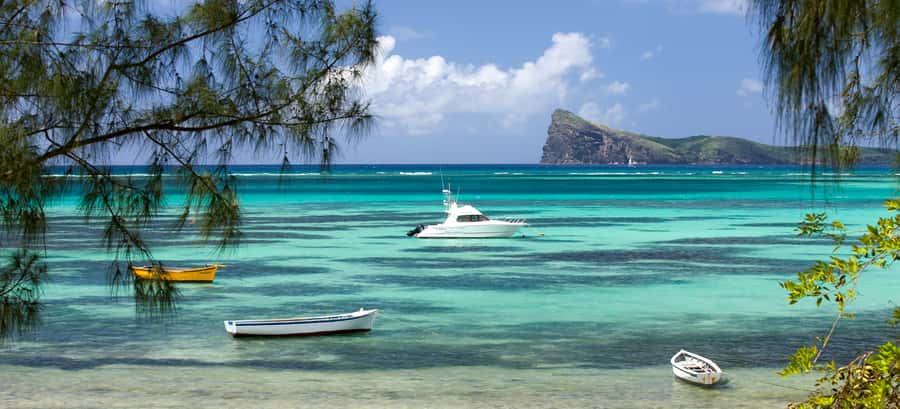 Ilot Gabriel: Catamaran Cruise & BBQ Lunch - Is $69 good value?