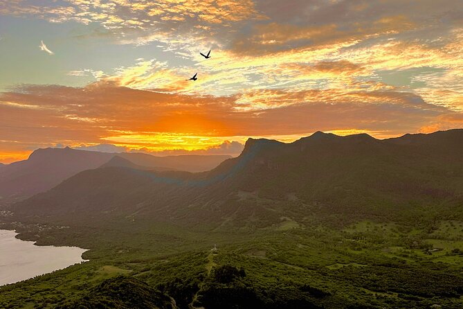 Le Morne Brabant Sunrise Hike - Key points to know before you book