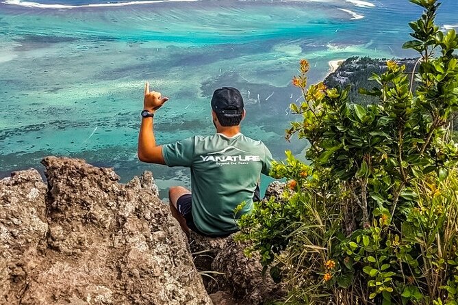Le Morne Brabant Sunrise Hike - Climbing Le Morne while the island wakes