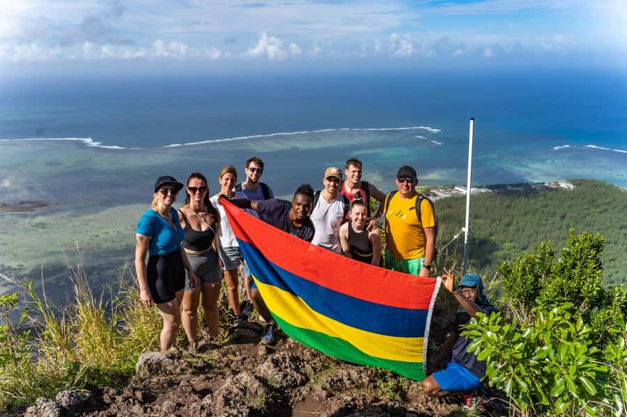 Le Morne Brabant: UNESCO Mountain Hike & Local Guides - The first section: an easy start with wide views