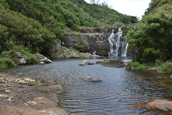 Les septs Cascades Tamarind Falls - Starting at Henrietta Branch Road at 8:30am