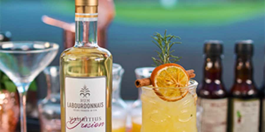 local Market,Botanical garden,Rum tasting & authentic Lunch - Why this northern Mauritius day works