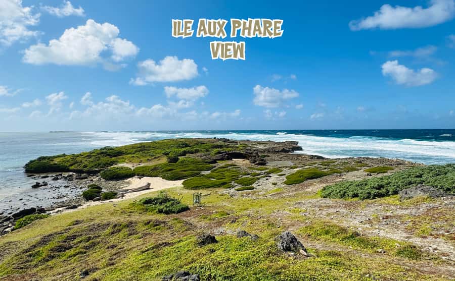 Mauritius: 5 Islands of the East Speedboat Tour with BBQ - Île aux Phare and the old naval story