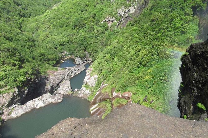Mauritius-7 Cascades (Tamarind Falls)incl. Guide & Hotel Transfer - Why Tamarind Falls is worth leaving the coast