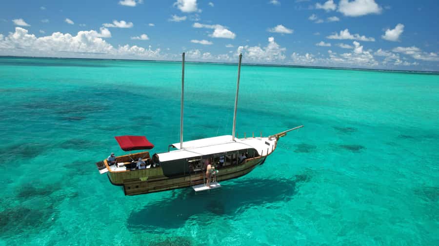 Mauritius: Boat trip to Ile aux Cerfs with Lunch/waterslide - Snorkeling in the lagoon