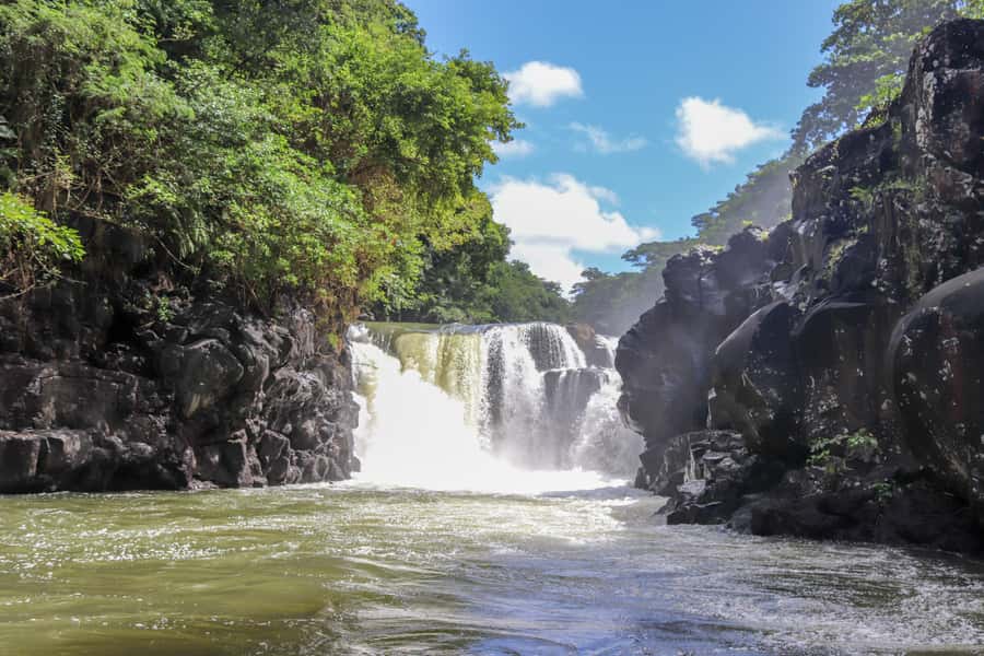 Mauritius: Boat trip to Ile aux Cerfs with Lunch/waterslide - The built-in waterslide is the main twist
