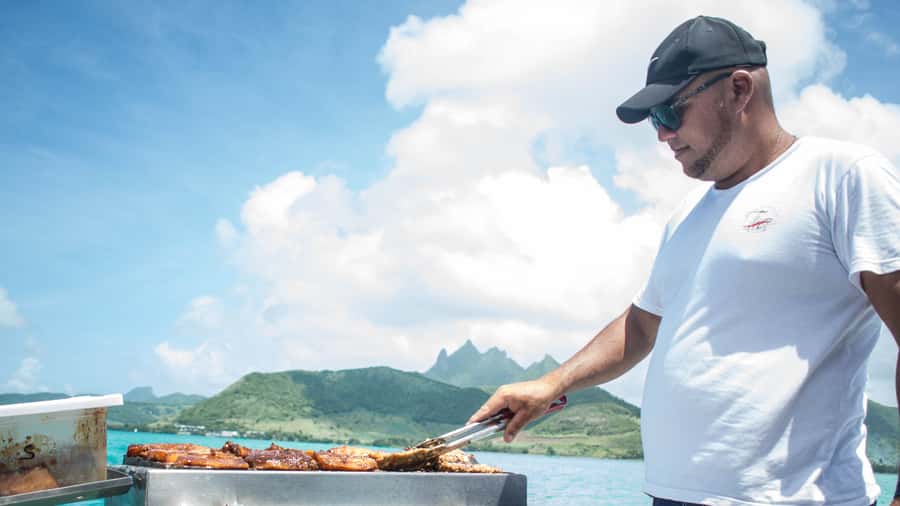Mauritius: Catamaran Day Cruise to lle aux Cerfs with Lunch - The return sail to Trou d’Eau Douce