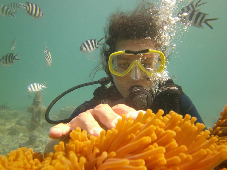 Mauritius: East Belle Mare Scuba Diving Tour - Moving into open water along the East Coast