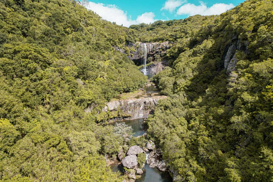 Mauritius: Exploring the Tamarind Falls with a Guide - Meeting your guide at the Church