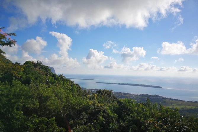 Mauritius Guided Southwest tour (Private) - Grand Bassin connects scenery with faith