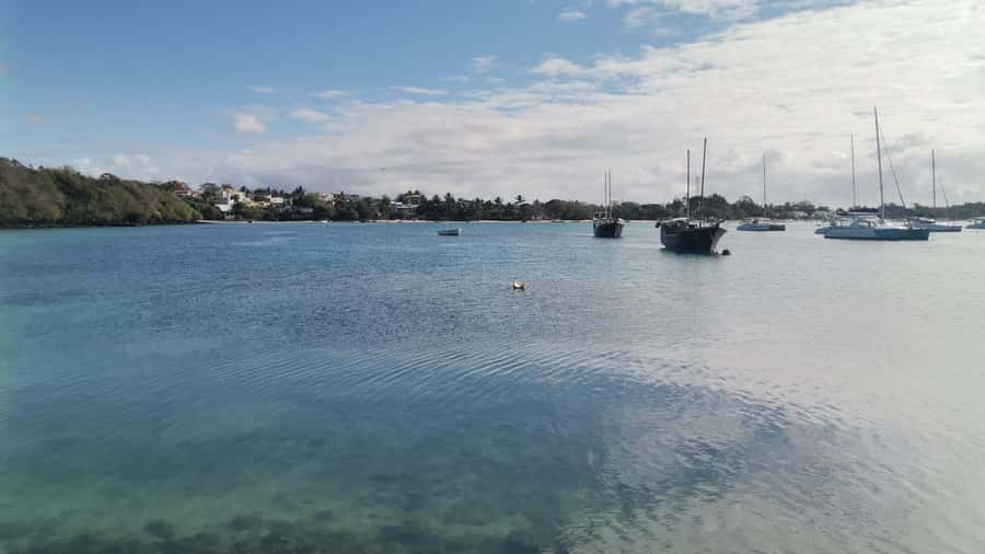 Mauritius: Ile aux cerfs, waterfalls and bbq Boat Day - Starting at Trou D’eau Douce at 9:30 am