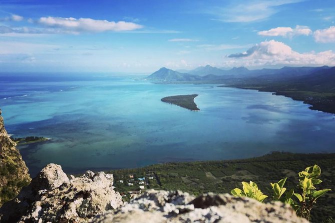 Mauritius Le Morne Hiking including transfer - What the hotel transfer adds